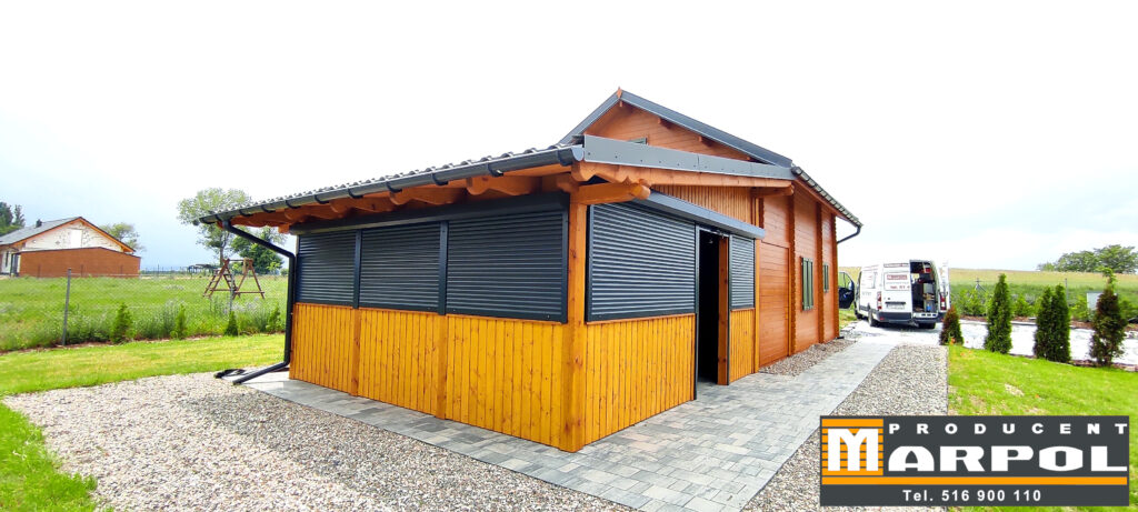 zabudowa tarasu roletami zewnętrznymi kolor antracyt