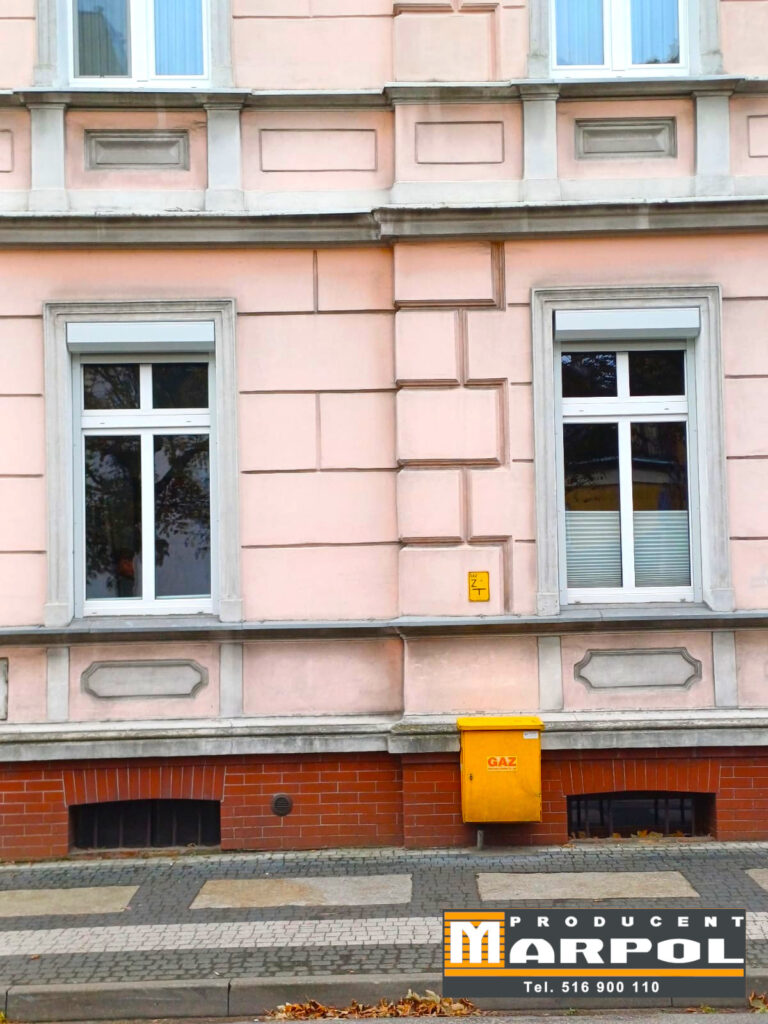 rolety natynkowe kolor biały montaż we wnęce