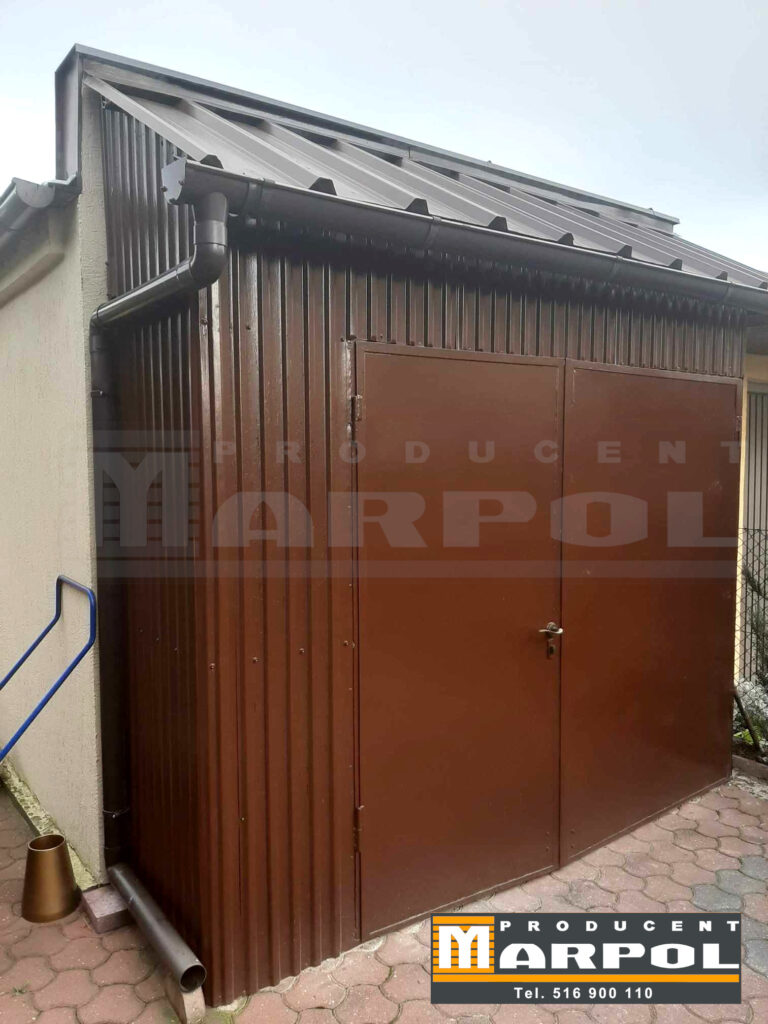 brama garażowa rolowana kolor jasny brąz