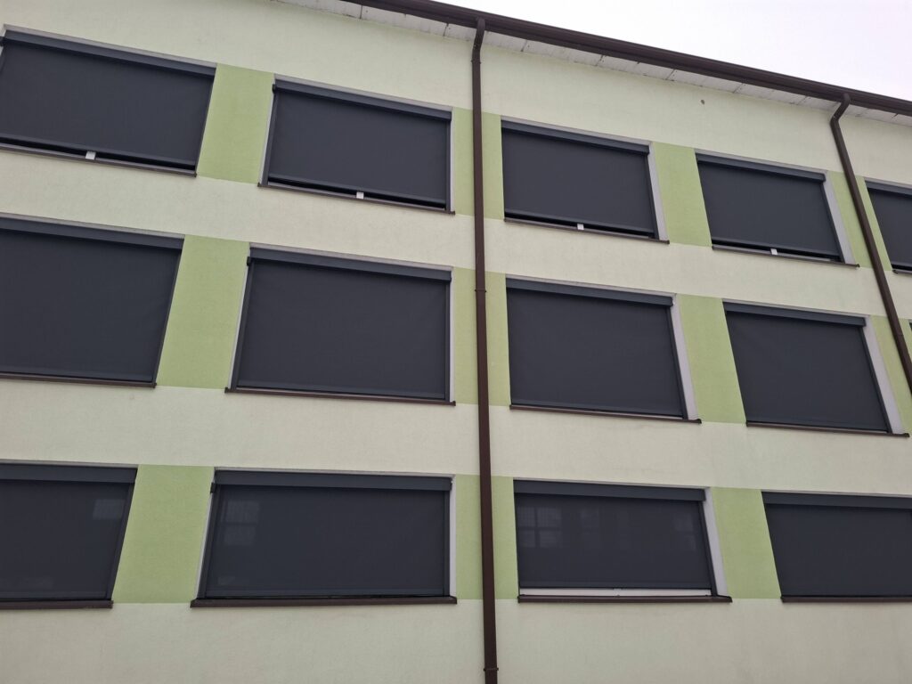 realizacja inwestycji rolety screen zip