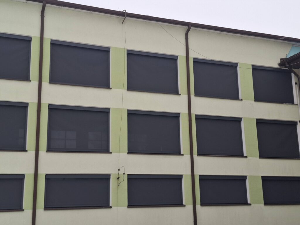 realizacja inwestycji rolety screen zip