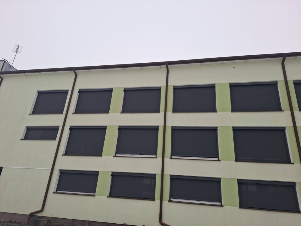 realizacja inwestycji rolety screen zip