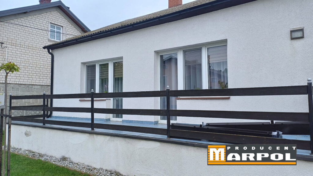 rolety zewnętrzne zestawy balkonowe kolor ciemny brąz