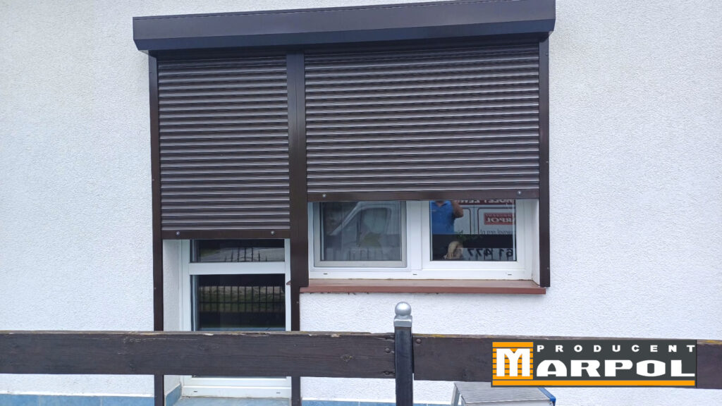 zestaw balkonowy ciemny brąz